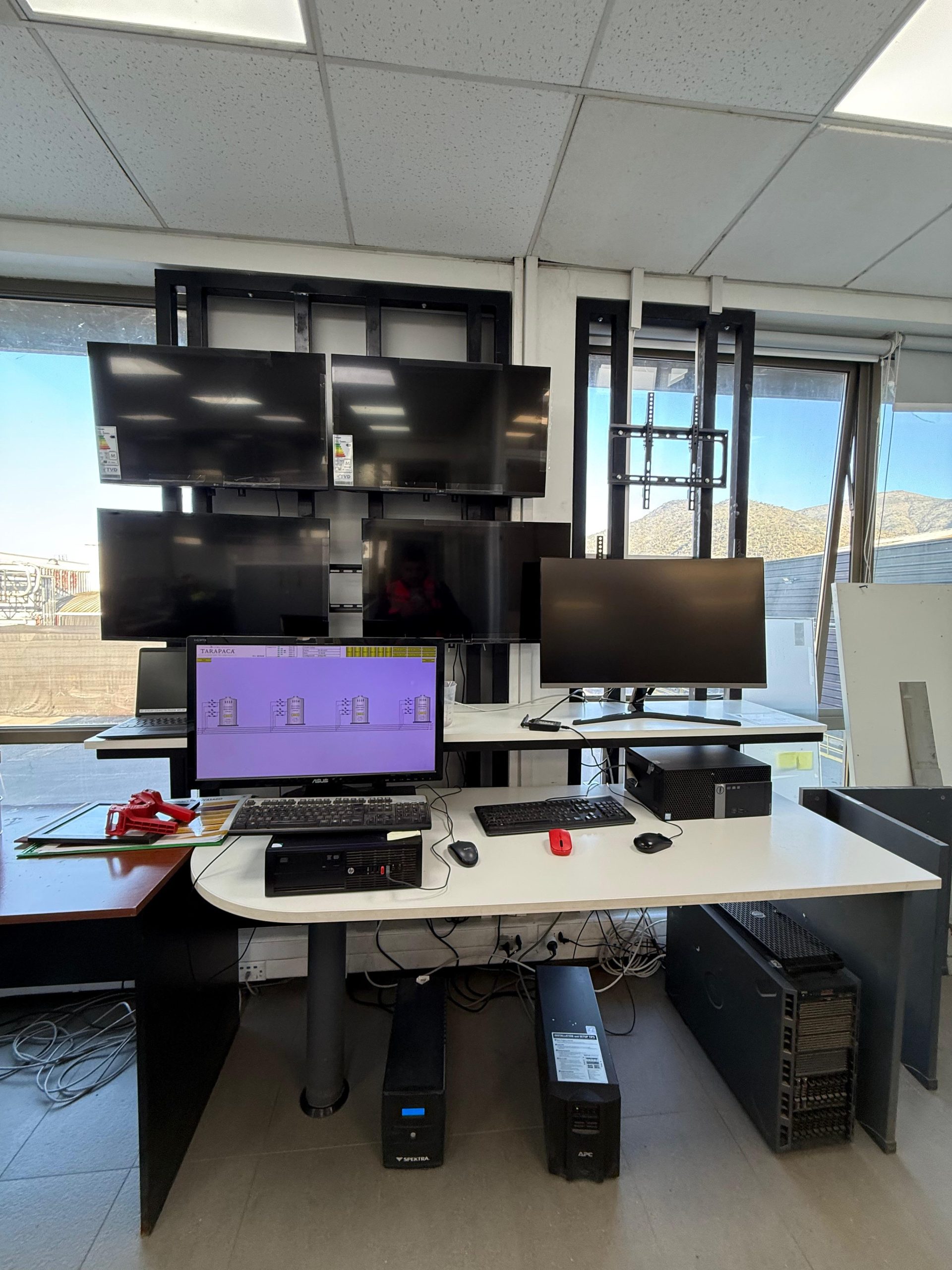 aeecda16-19e8-4645-8281-b5178032fcb3